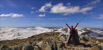 Nic - Mt Kosciuszko Summit - NSW T (PBH4 00 10602)